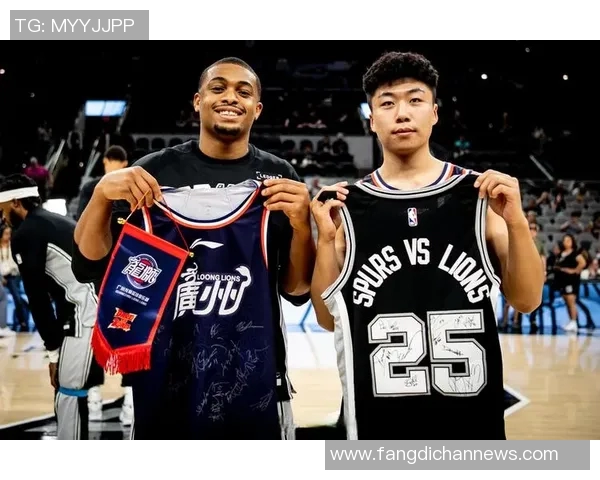 前CBA球员:快船输在体能 公牛这支球队打得很快&还进了25个3分 前CBA球员:快船输在体能 公牛这支球队打得很快&还进了25个3分